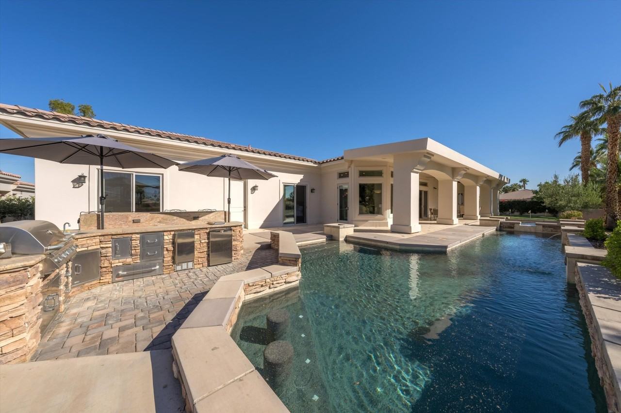 54004 Riviera - Photo 7 of 45