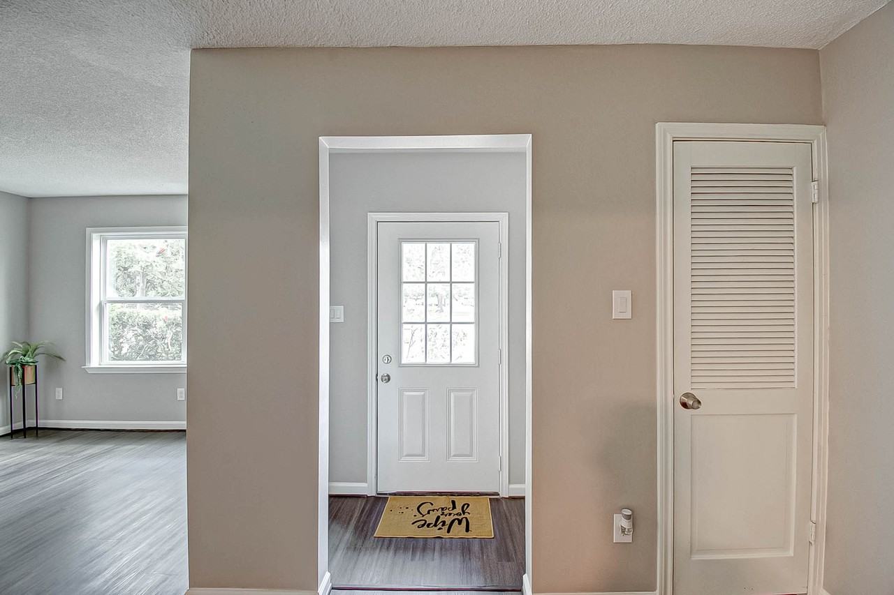 215 Acacia St #1 - Photo 6 of 20