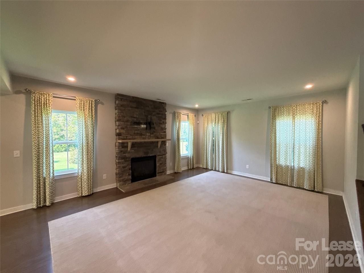 14012 Sunnyhill Grove Rd - Photo 6 of 28