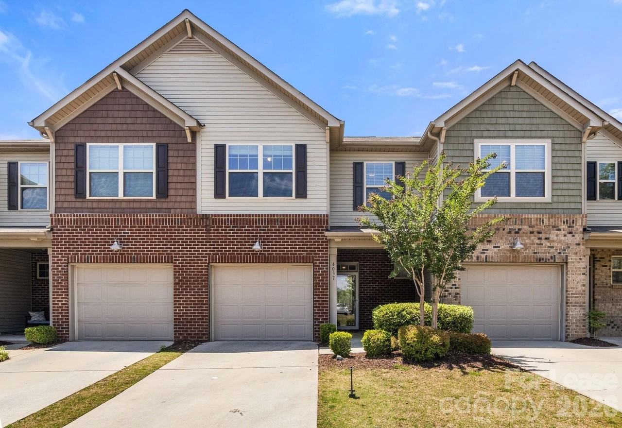 4037 Black Walnut Way - Photo 2 of 32
