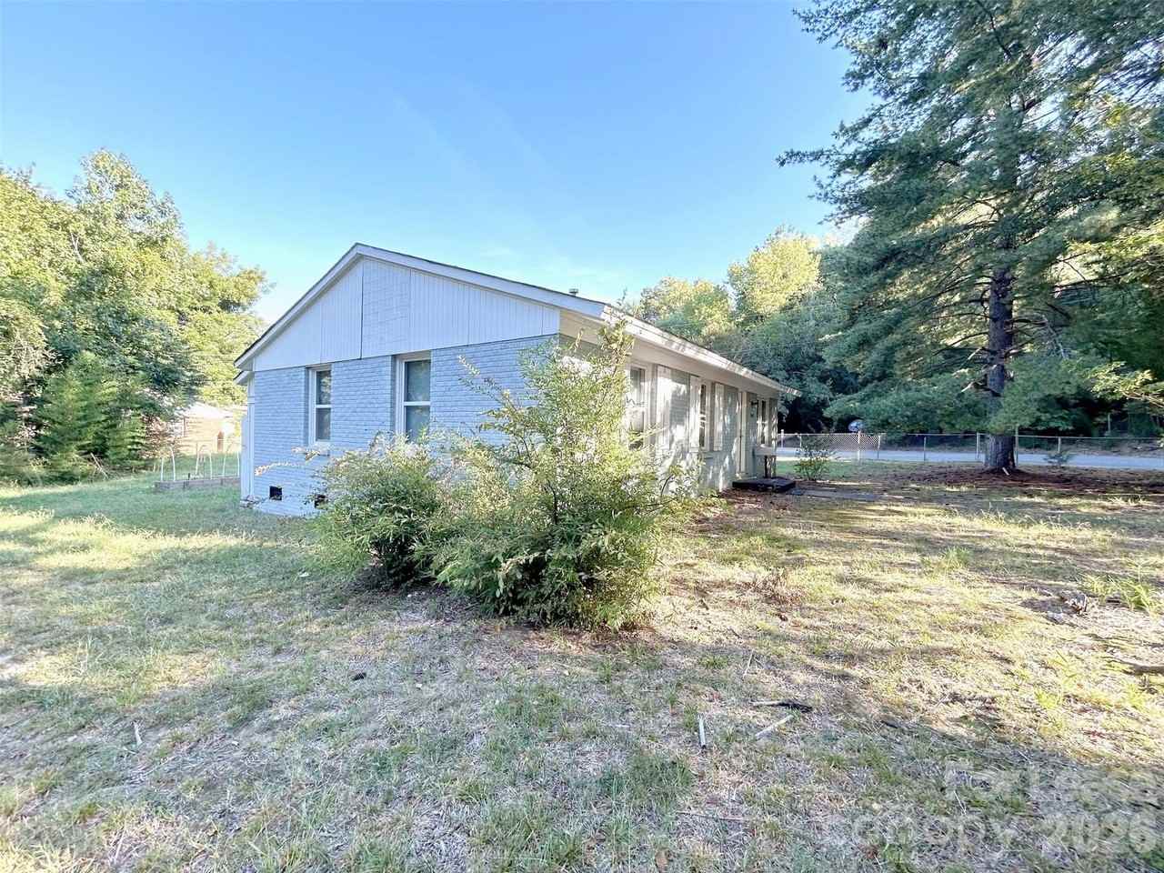 3000 Rodman St - Photo 2 of 19