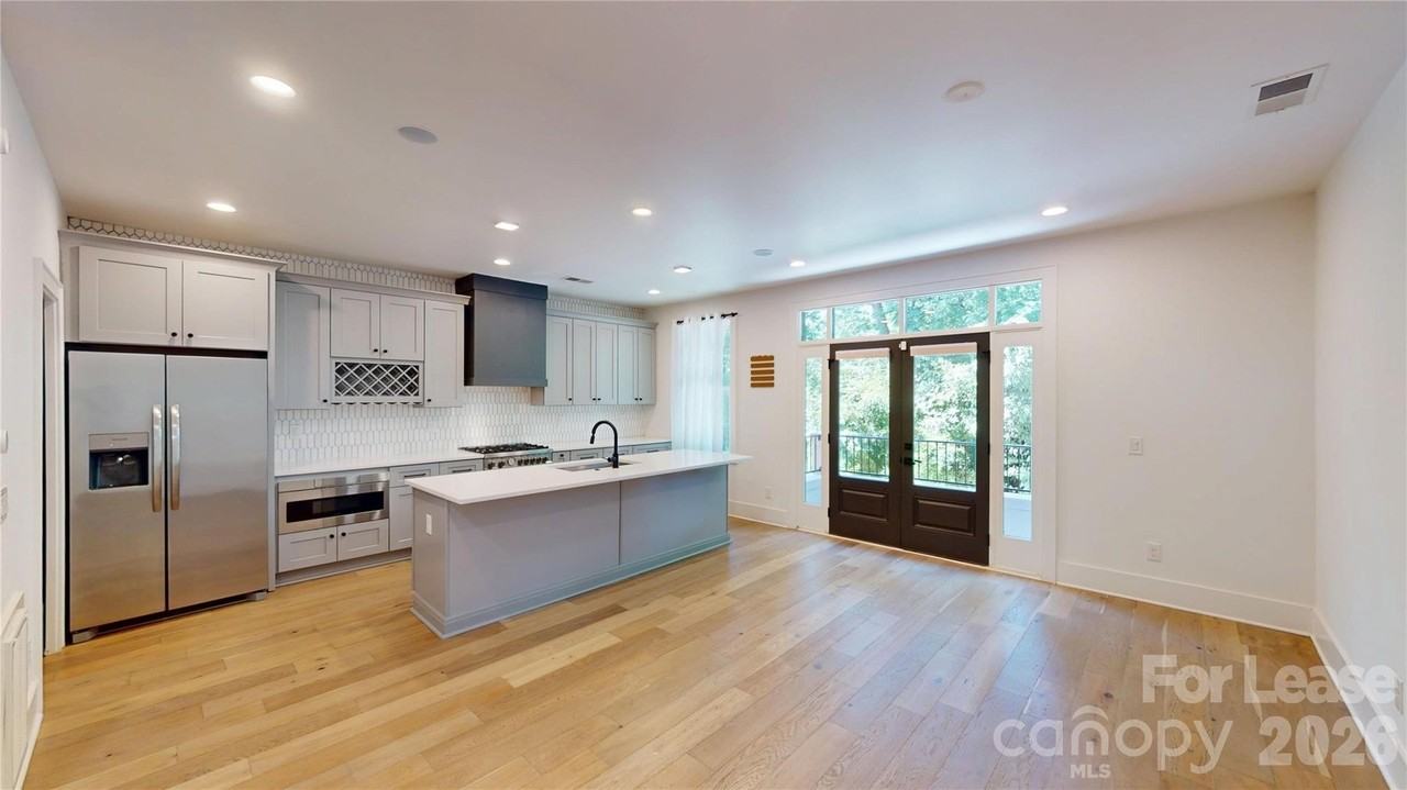 617 W Worthington Ave - Photo 3 of 27