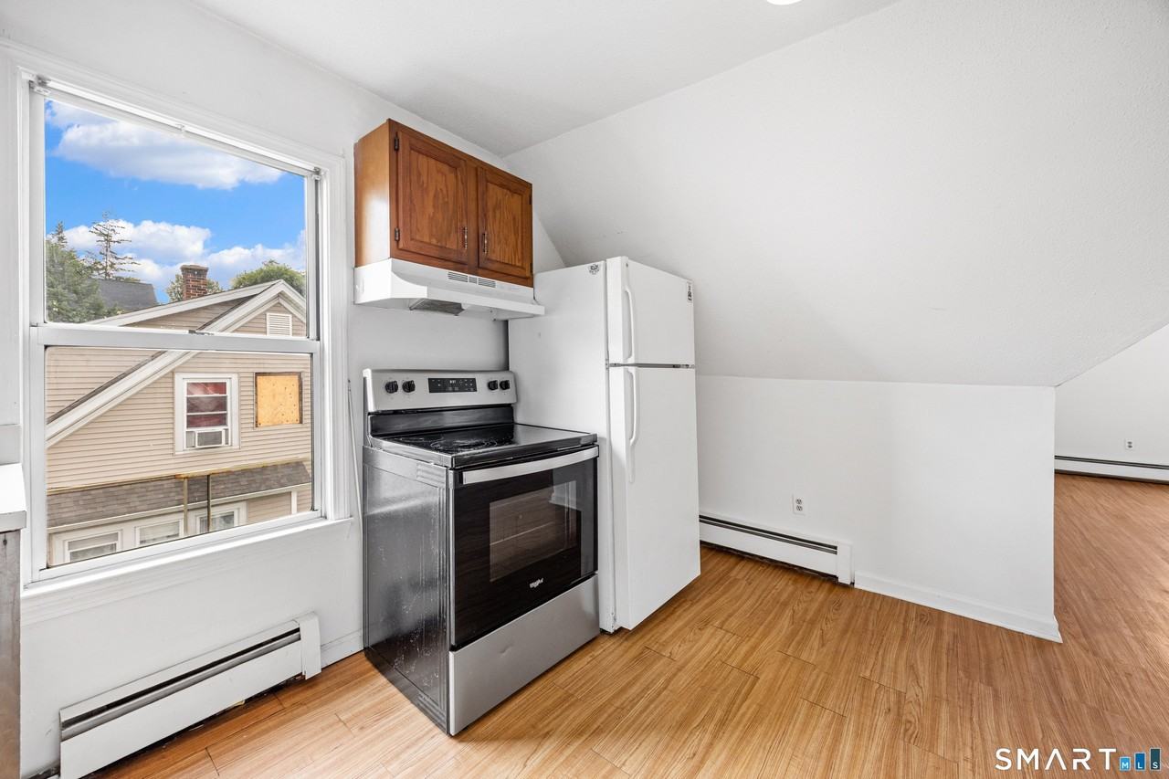 270 Ward St #3 - Photo 4 of 19
