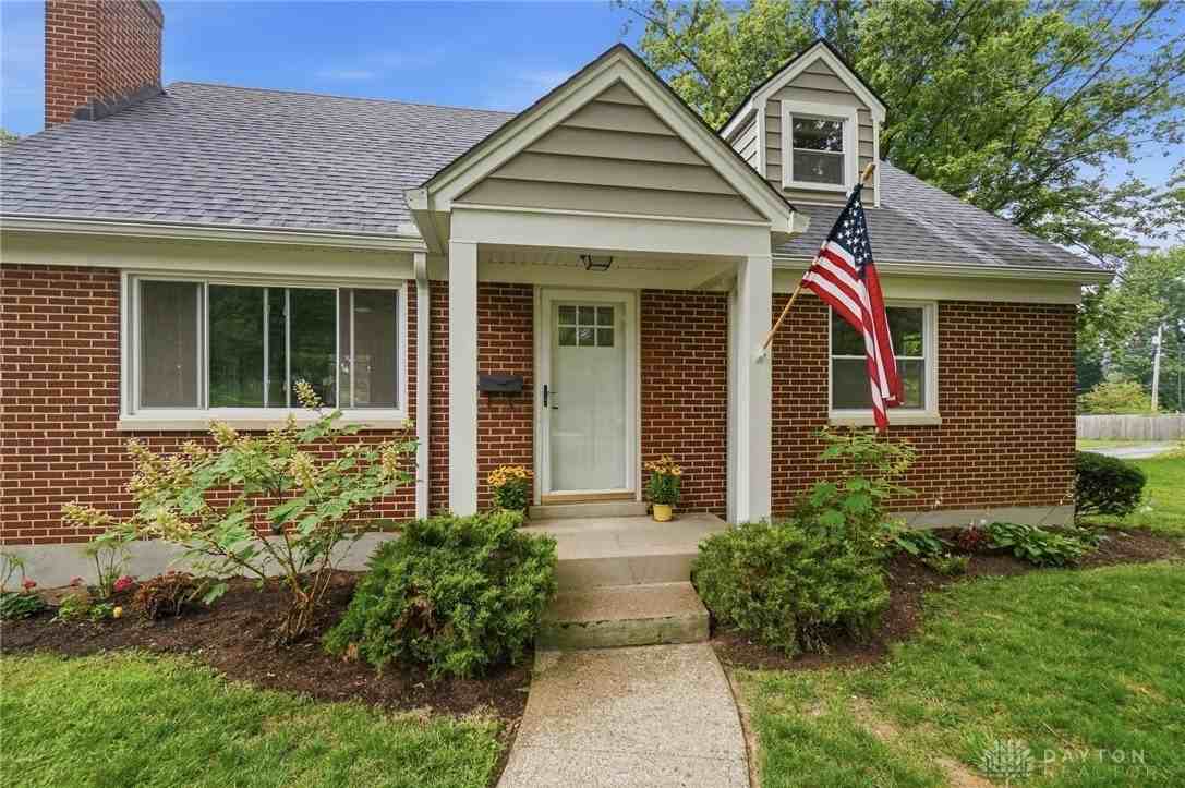 136 E Ridgeway Dr - Photo 4 of 39