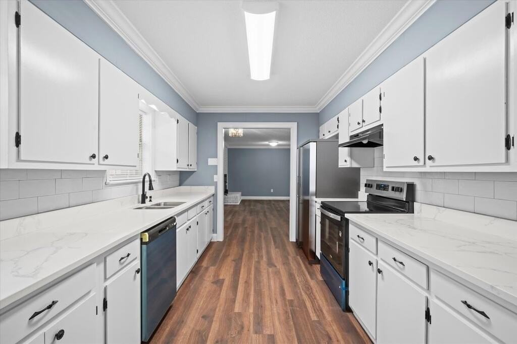 129 Lisa Ln - Photo 5 of 18