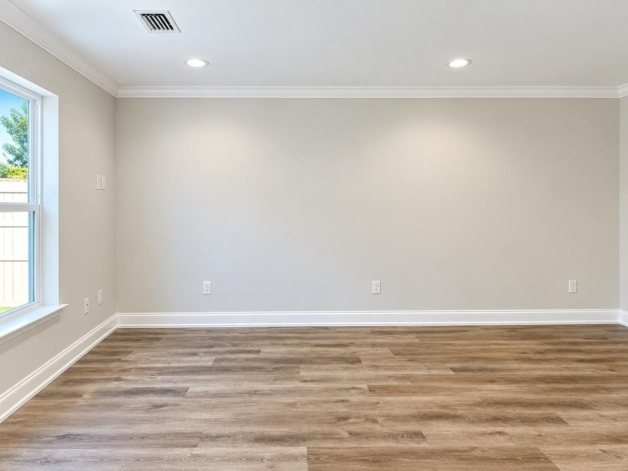197 Ellis Ave - Photo 3 of 16