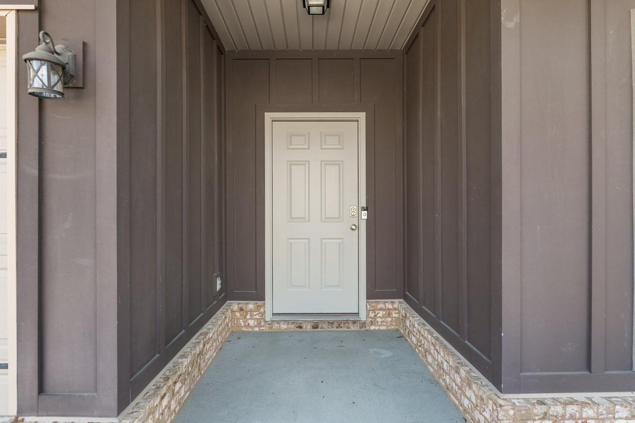 188 Whispering Lake Dr - Photo 3 of 34