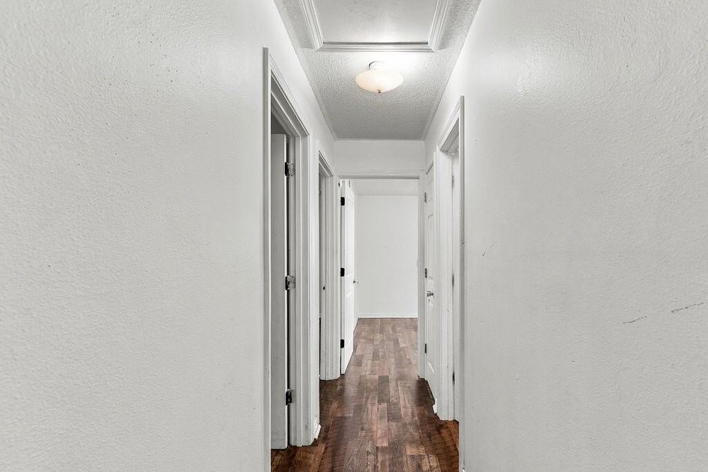 103 Oglesby Ave - Photo 7 of 14