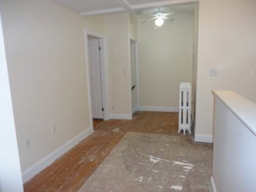 103 Oak Grove Ave - Photo 3 of 5