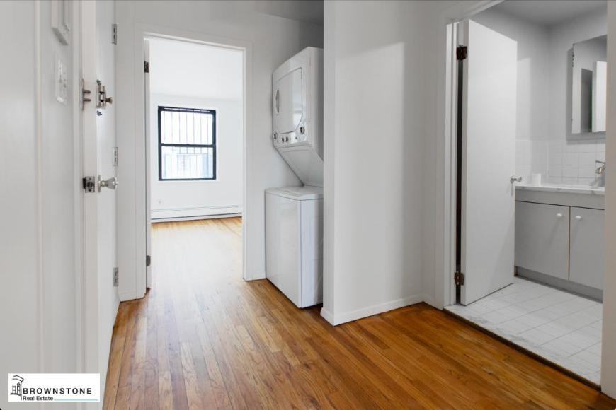271 Columbia St - Photo 6 of 7