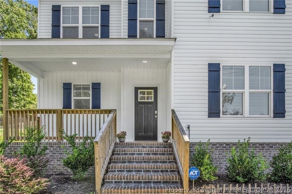 501 Randolph Ave - Photo 2 of 28