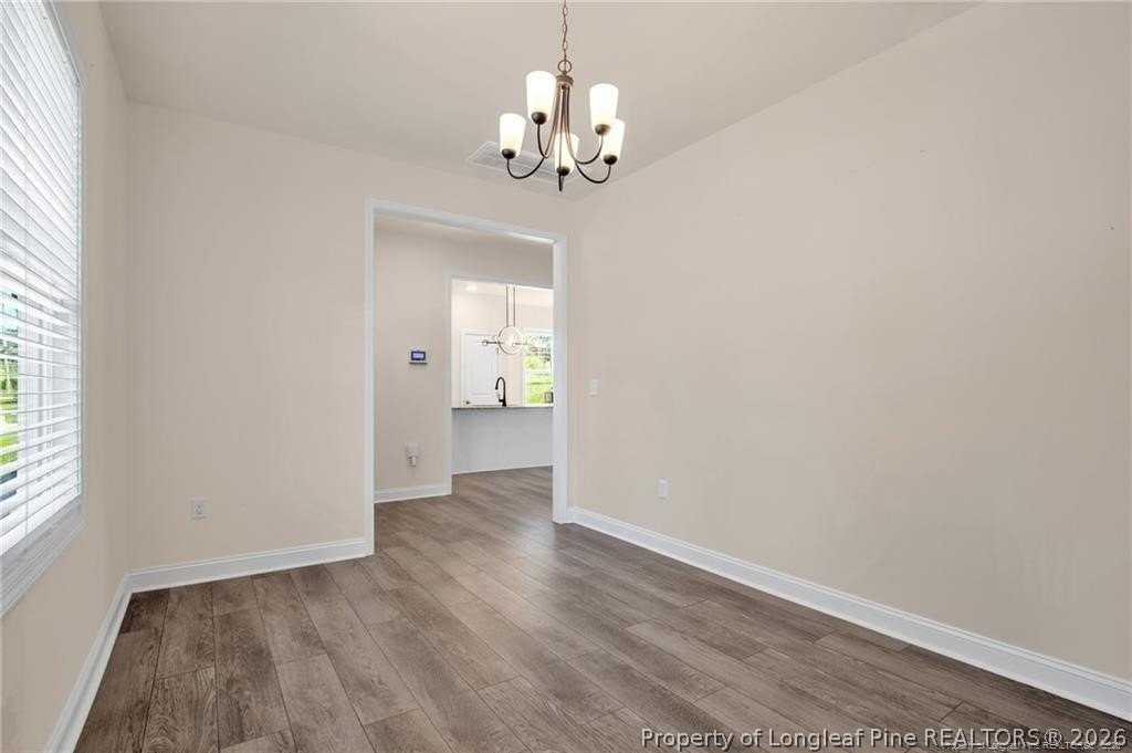 501 Randolph Ave - Photo 4 of 28
