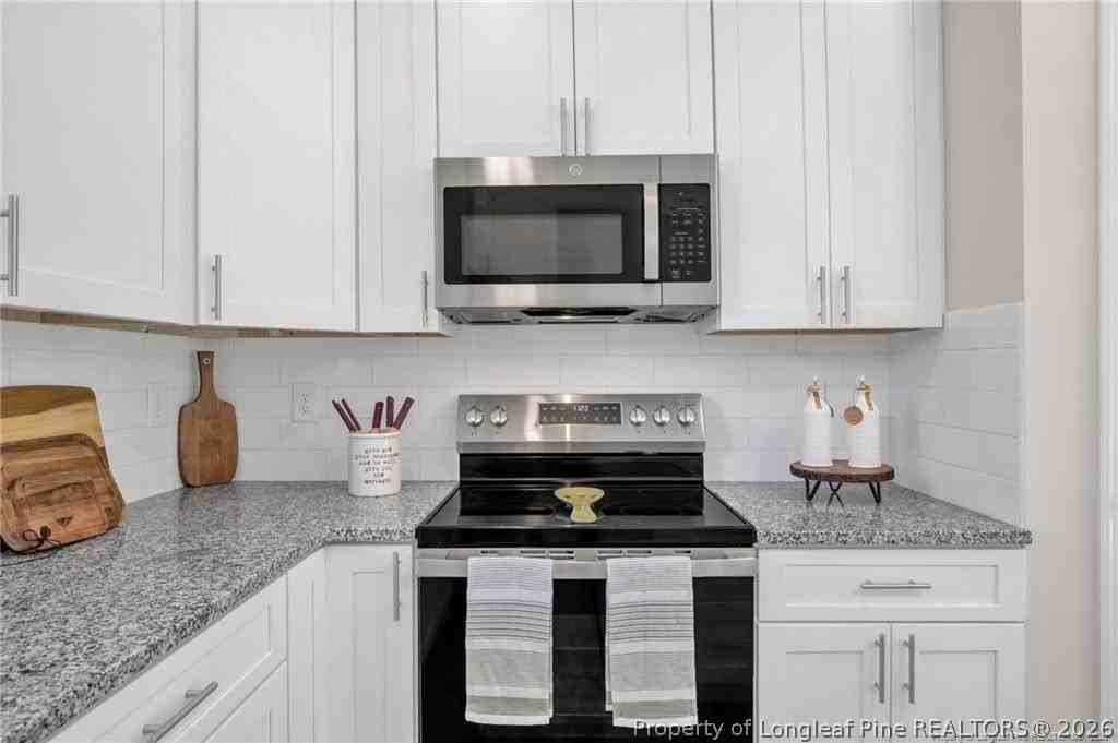 501 Randolph Ave - Photo 6 of 28