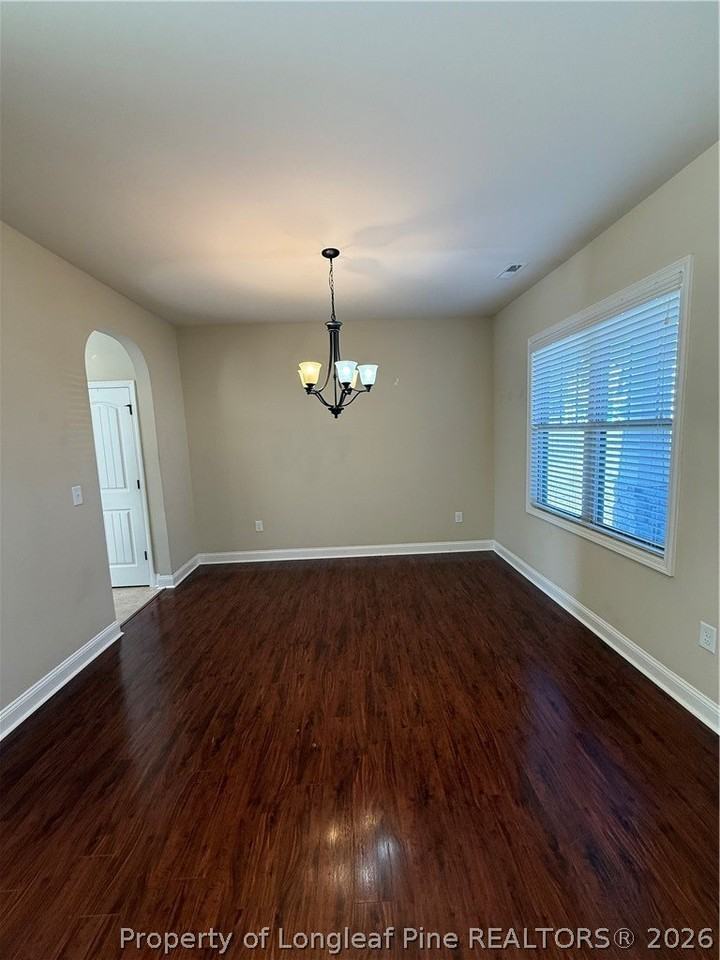 22 Raintree Ln - Photo 3 of 24