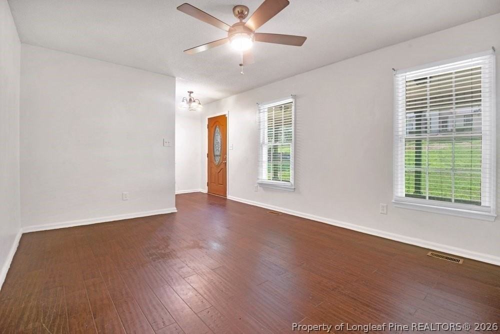 4572 Westfield Rd - Photo 5 of 26