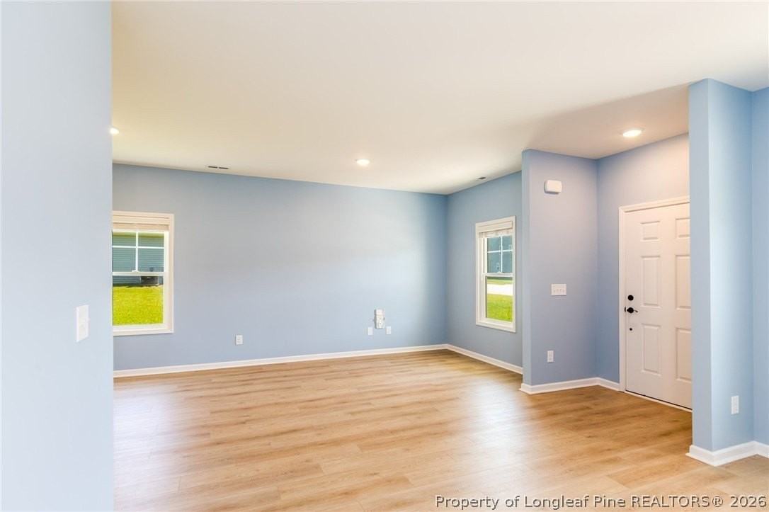252 Penfield Way - Photo 6 of 27
