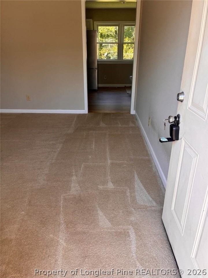 809 Maverick Ct - Photo 5 of 11