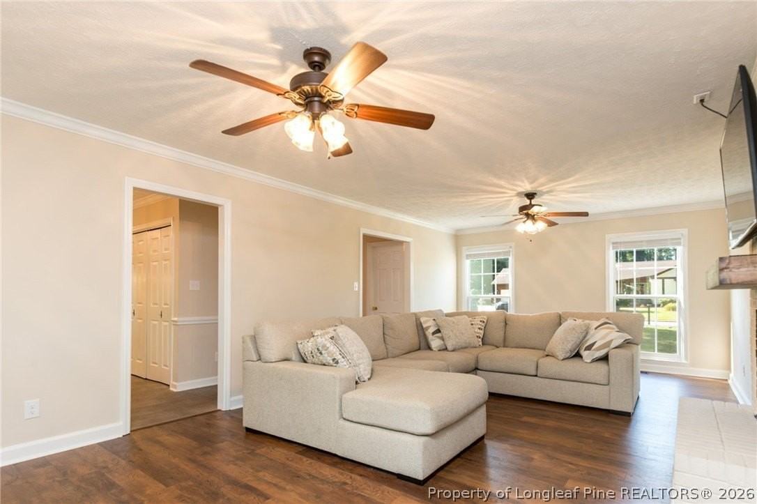 3356 Quarry Dr - Photo 6 of 36