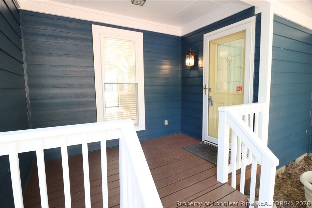 105 Cameron Ct - Photo 2 of 33