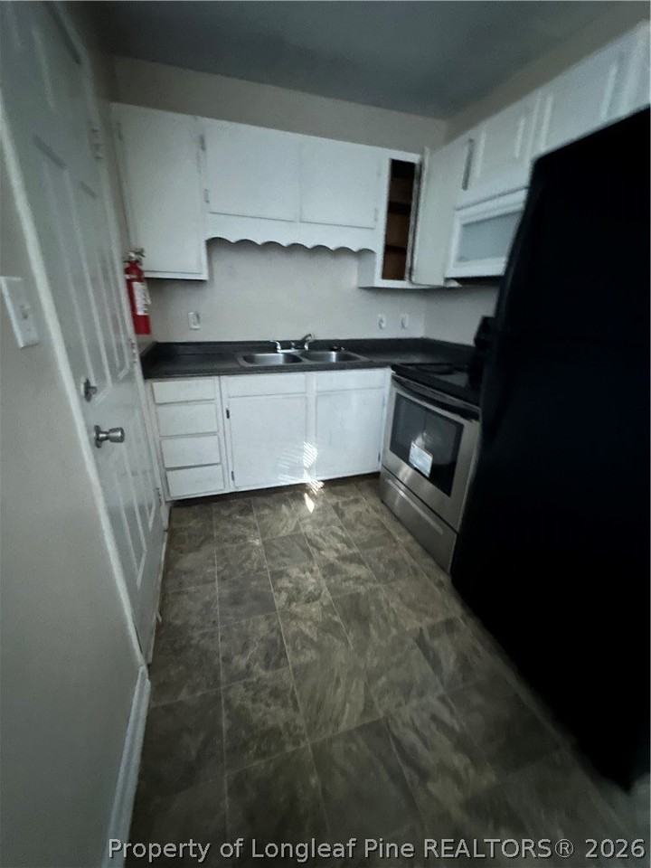 2122 Malloy St #5 - Photo 6 of 8