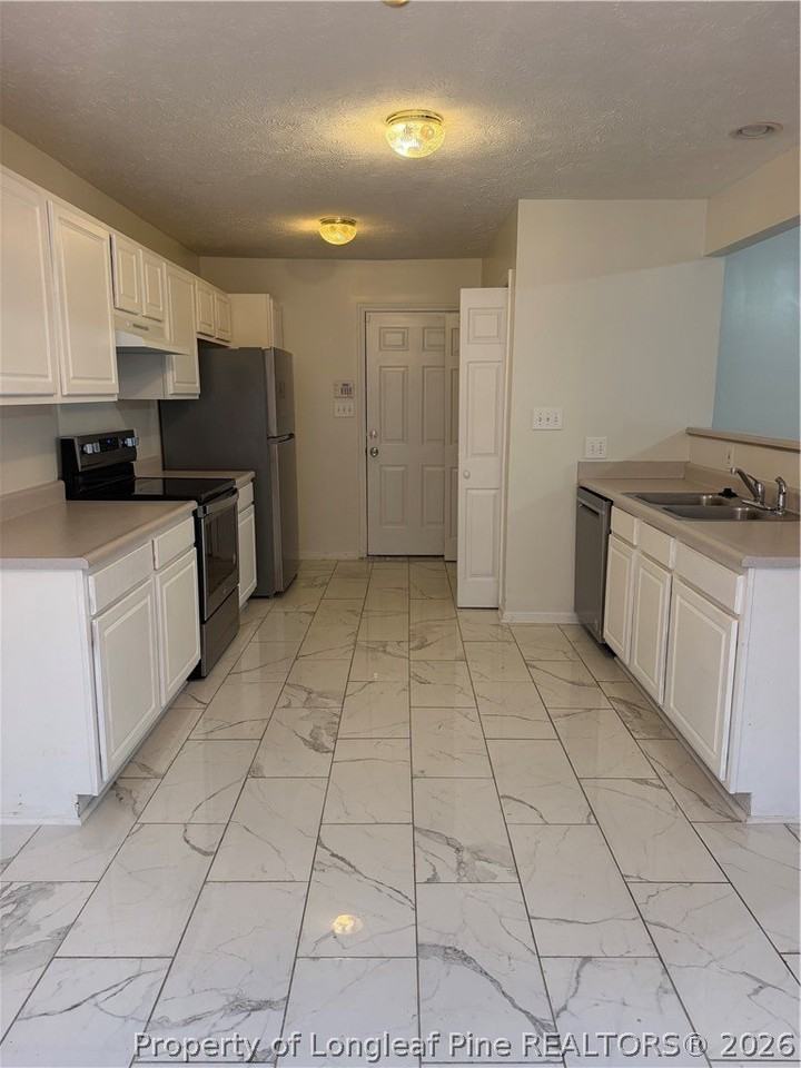 2024 Ivey Commons Rd - Photo 3 of 15