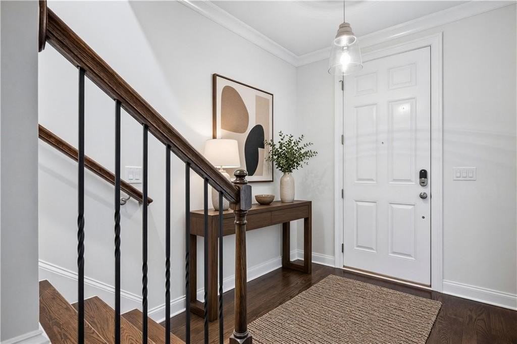 323 Patterson Way Ne - Photo 2 of 42