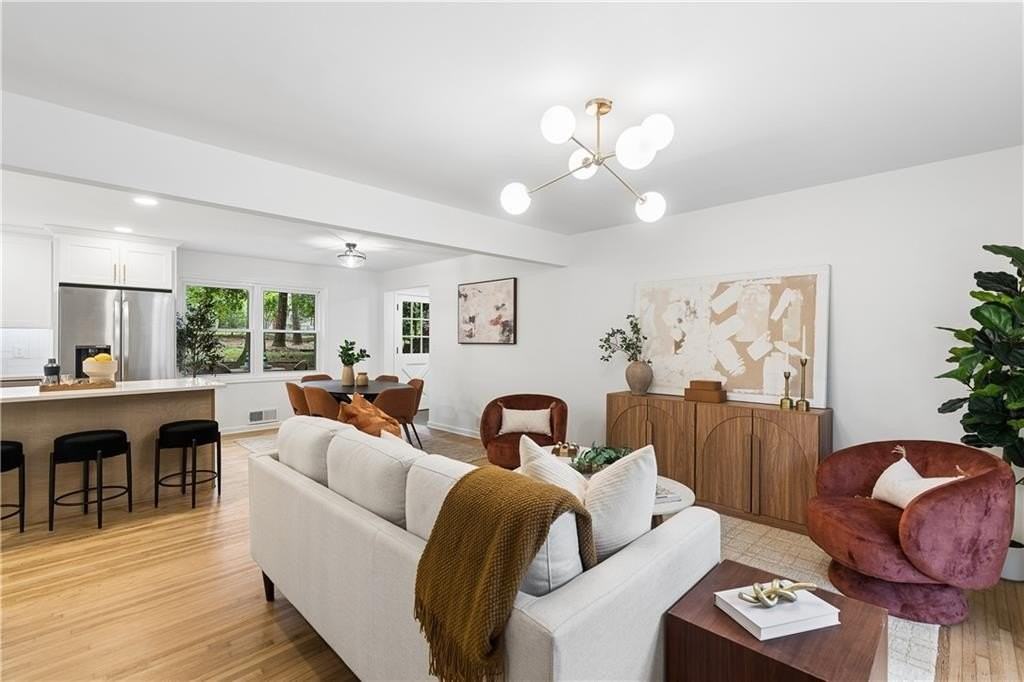 1303 Faraday Pl - Photo 3 of 40