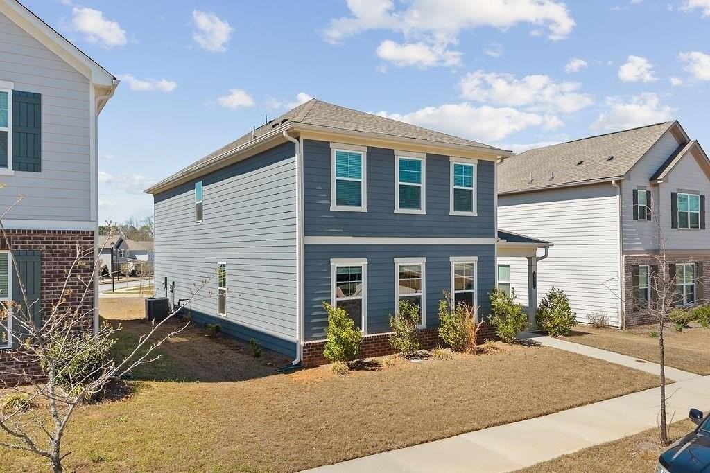 469 Golden Eagle Pkwy - Photo 2 of 50