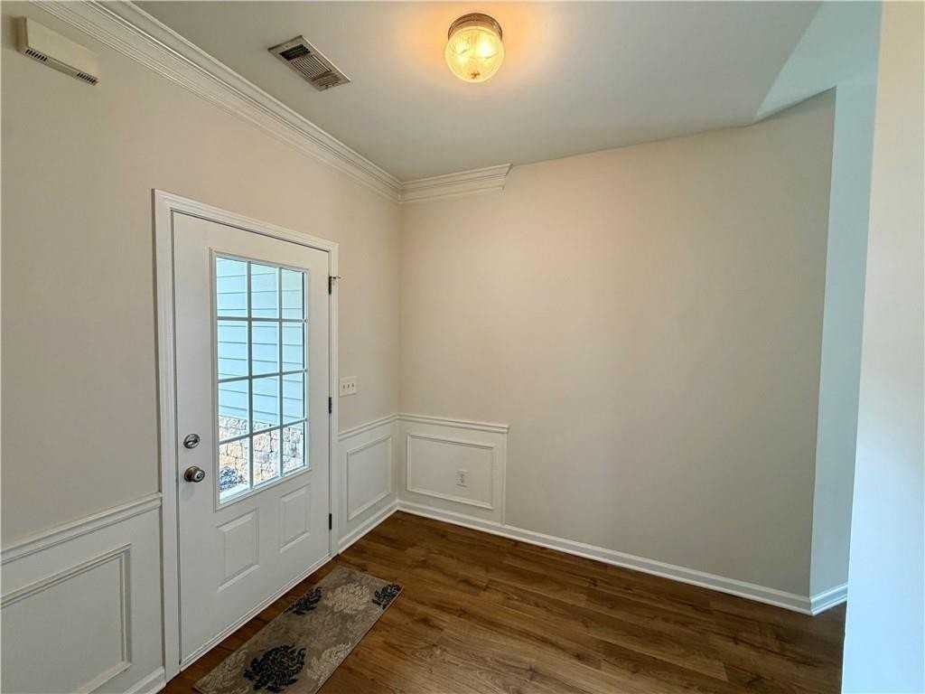 66 Mercer Ln - Photo 4 of 25