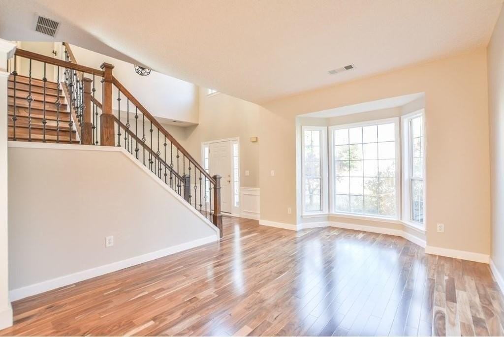 3830 Lake Lanier Dr - Photo 4 of 34