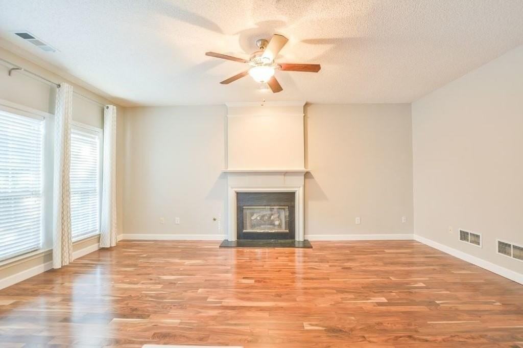 3830 Lake Lanier Dr - Photo 6 of 34