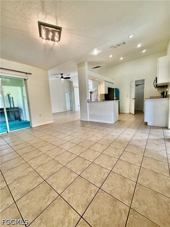 1019 Angelo Ave - Photo 3 of 10