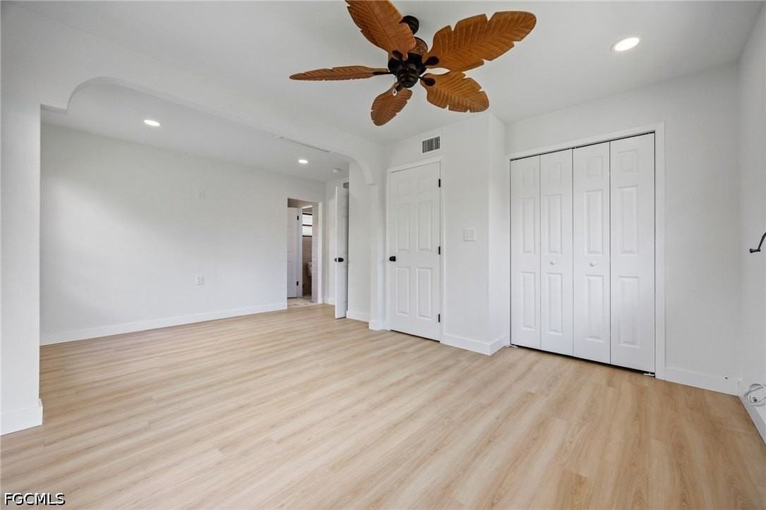 1575 Grace Ave - Photo 5 of 32