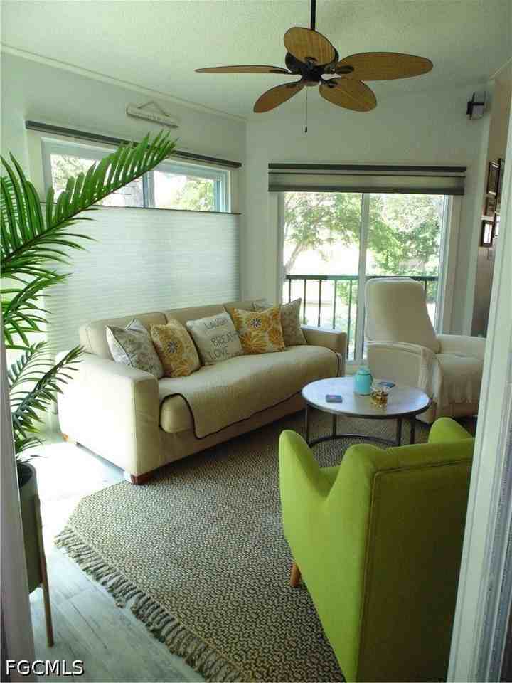 9645 Halyards Ct #24 - Photo 7 of 25