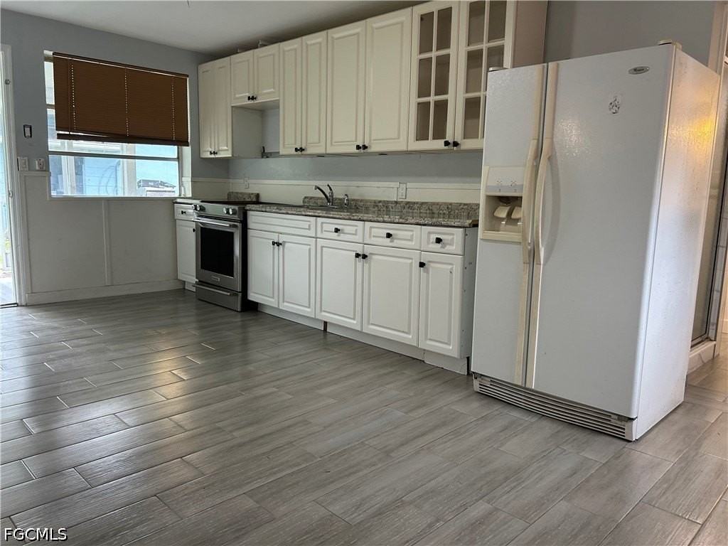 4465 Birmingham St - Photo 6 of 11