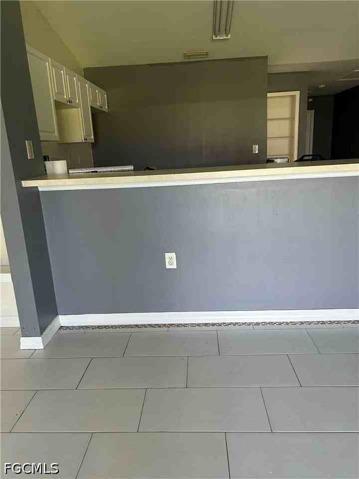 2216 Keith Ave S - Photo 2 of 7
