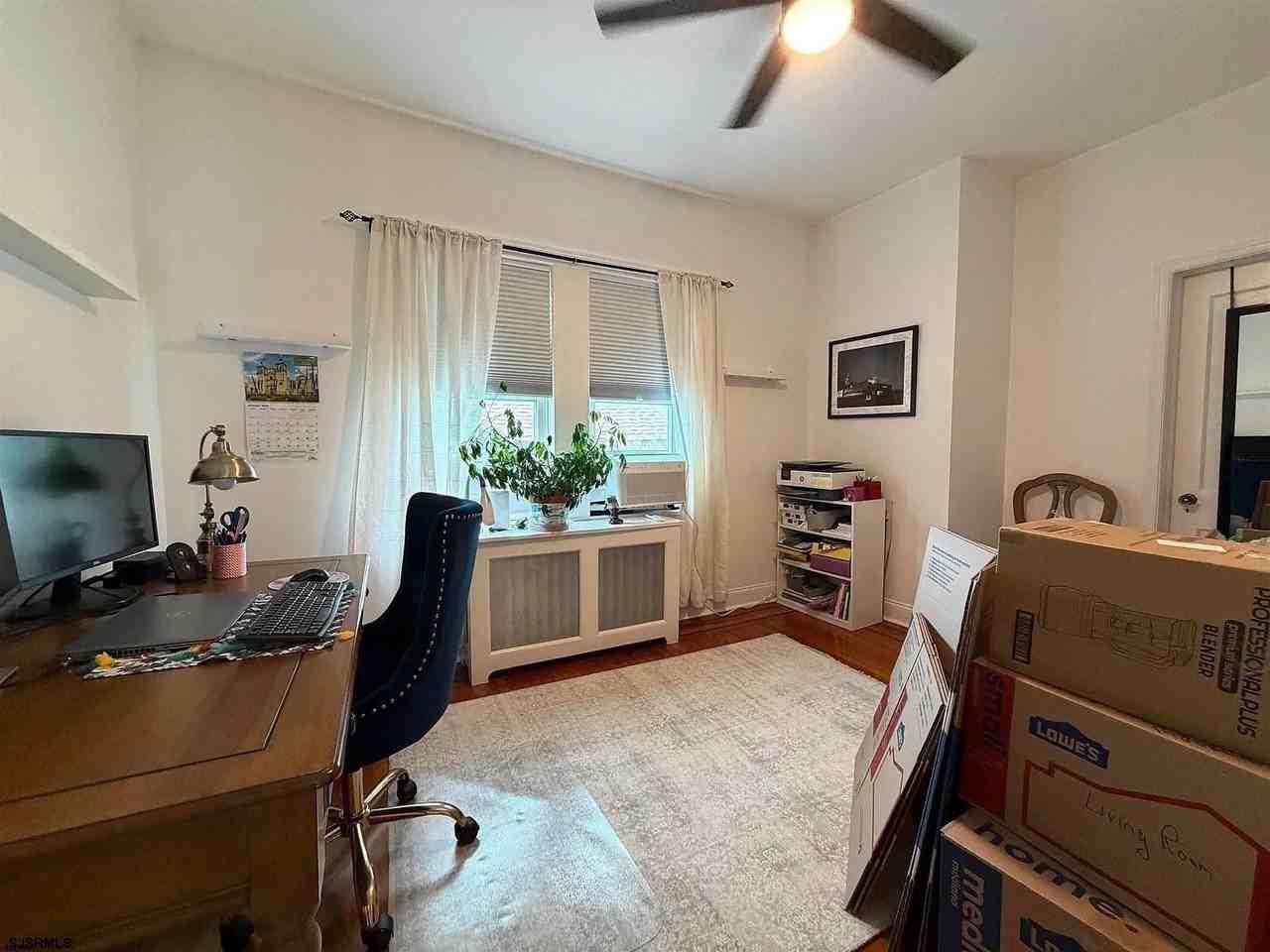 7001 Ventnor Ave - Photo 5 of 18