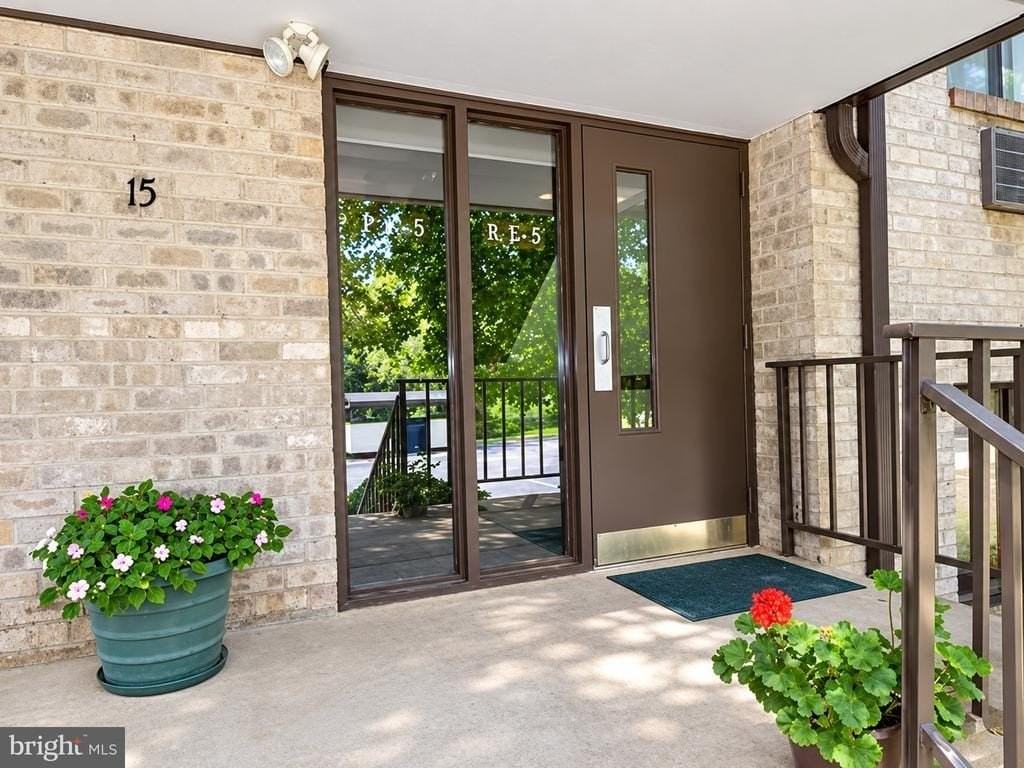 15 Dougherty Blvd - Photo 3 of 23