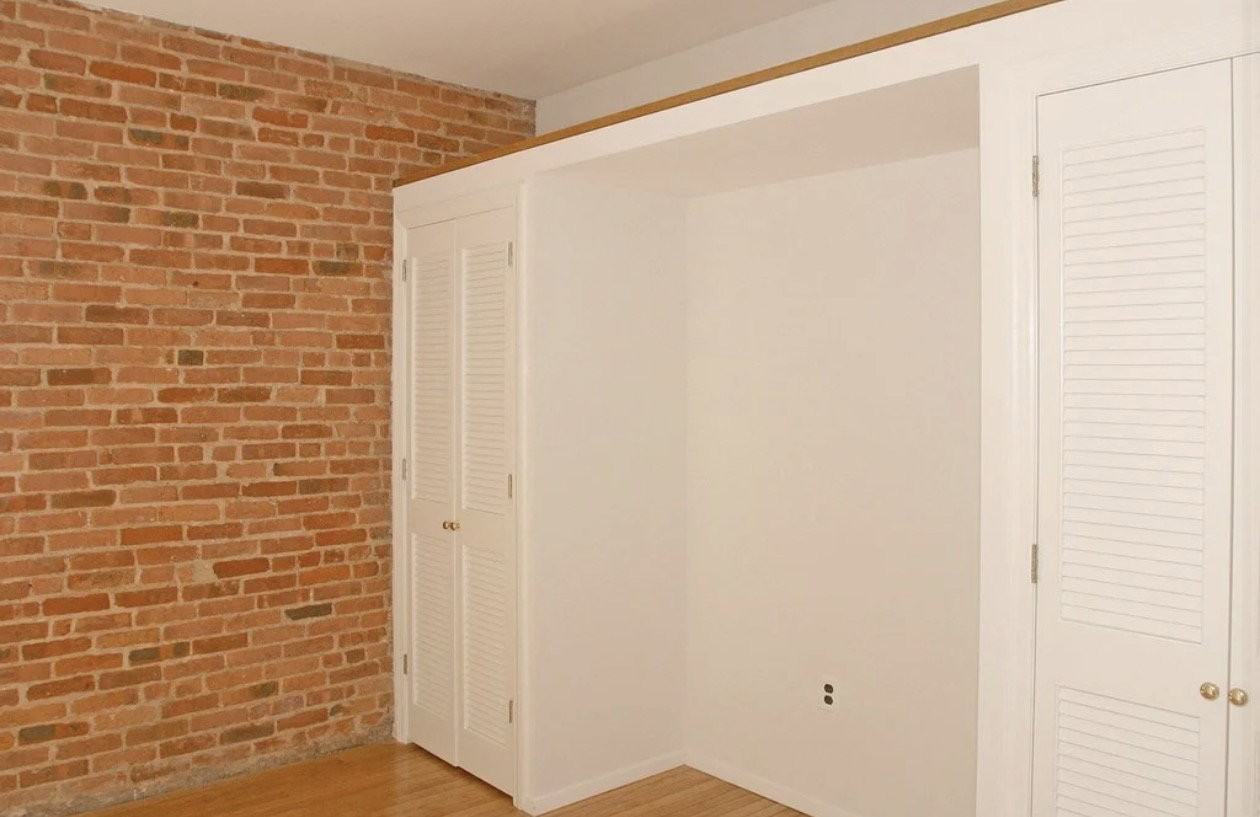 E 92nd St - Photo 5 of 7
