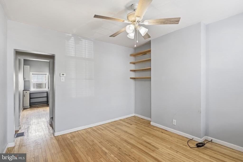 2625 Coral St - Photo 3 of 16