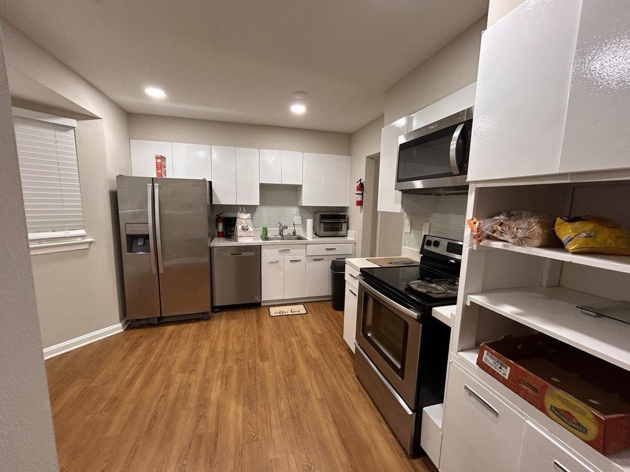 Glenmore Dr - Photo 3 of 11