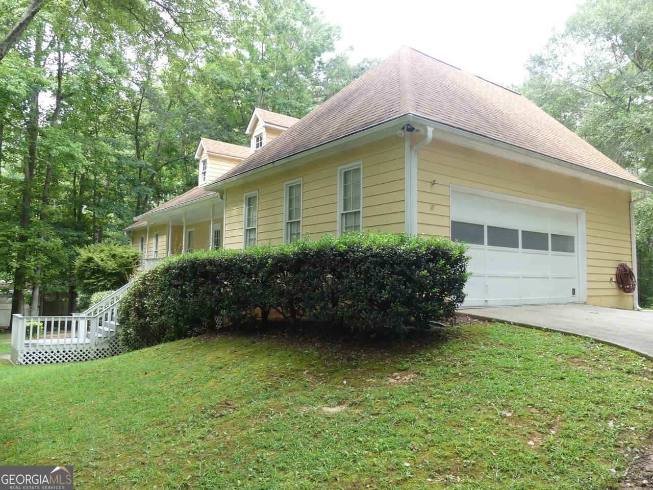 345 Little Creek Dr - Photo 3 of 24