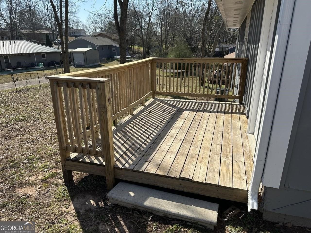 109 Sunset Ln - Photo 3 of 20