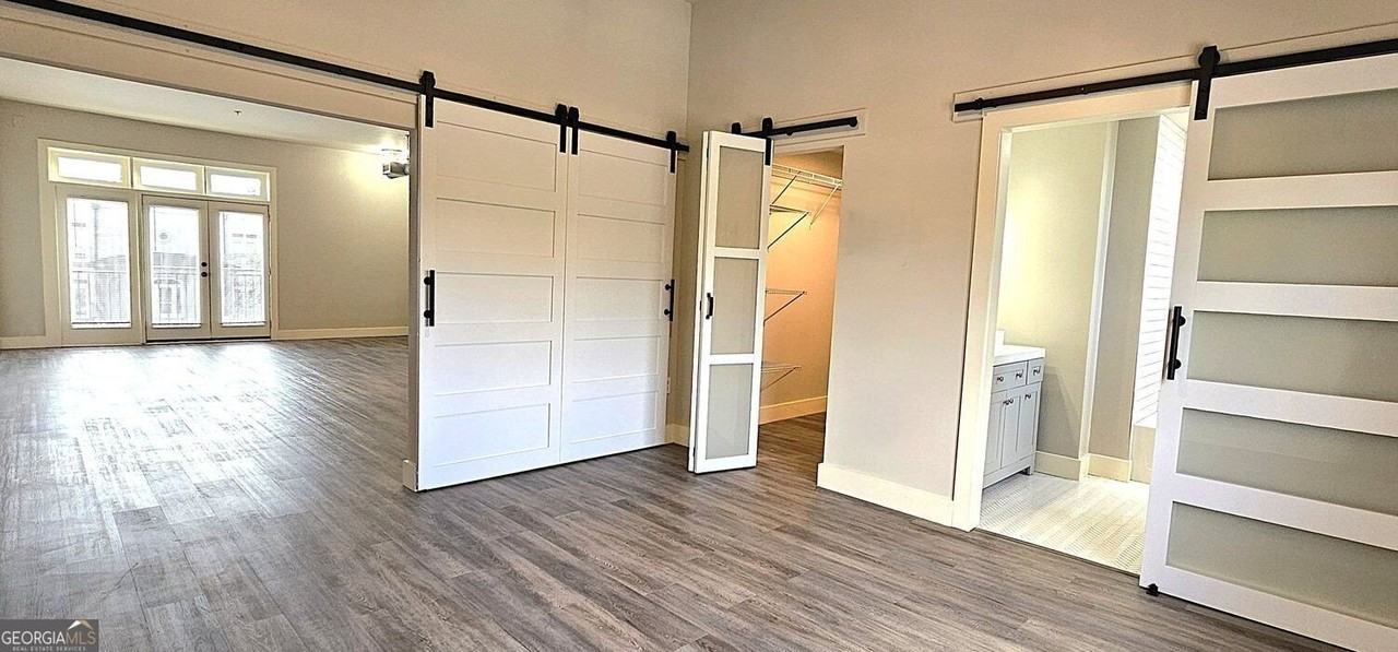 502 Pryor St Sw #301 - Photo 6 of 14