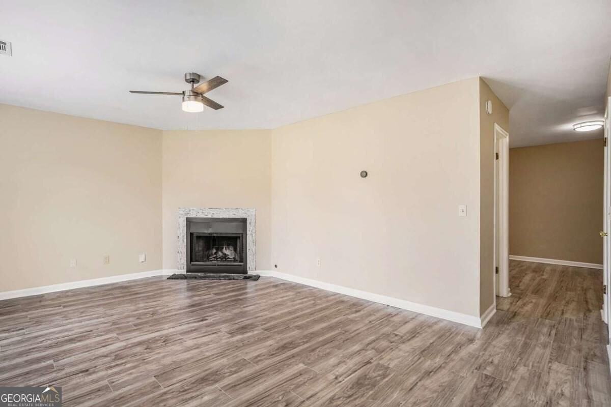 3602 Hopkins Ct - Photo 6 of 15