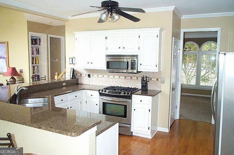 10635 Cauley Creek Dr - Photo 4 of 18