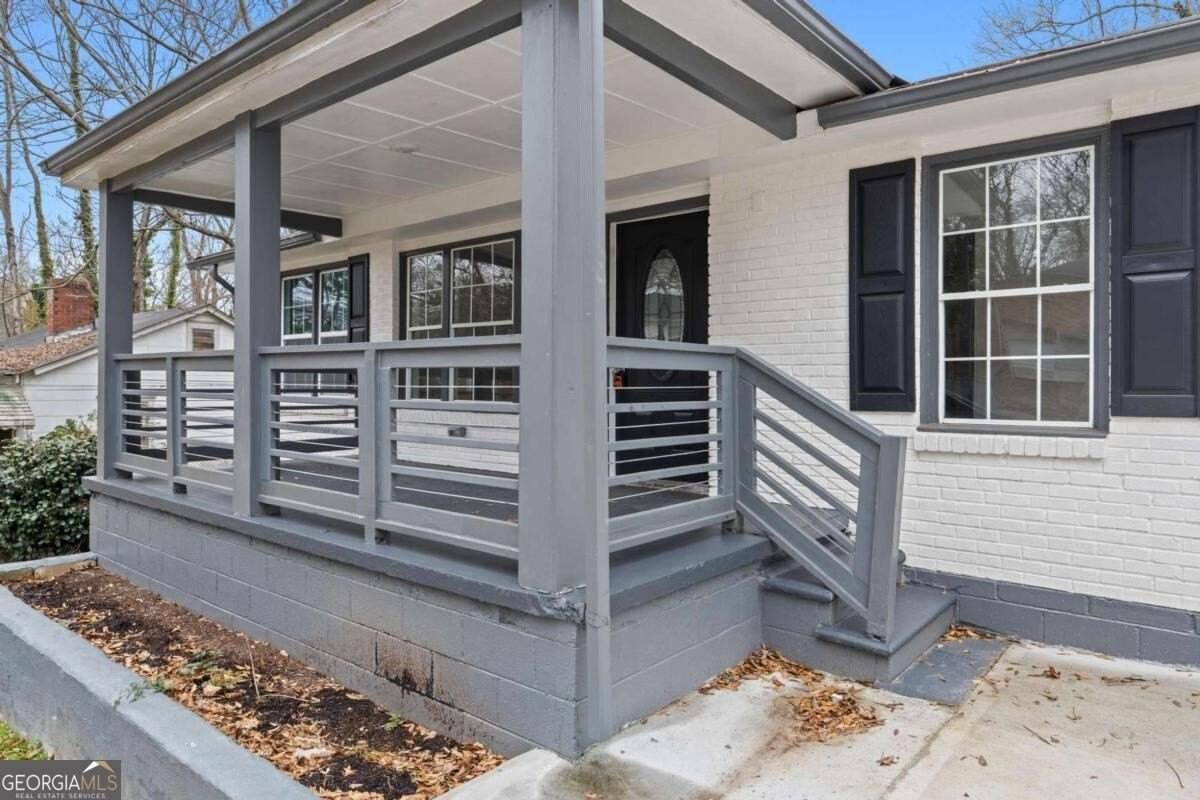 170 Stanhope Cir Nw - Photo 4 of 37
