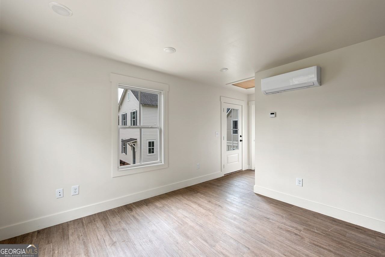 707A Jefferson St - Photo 7 of 19