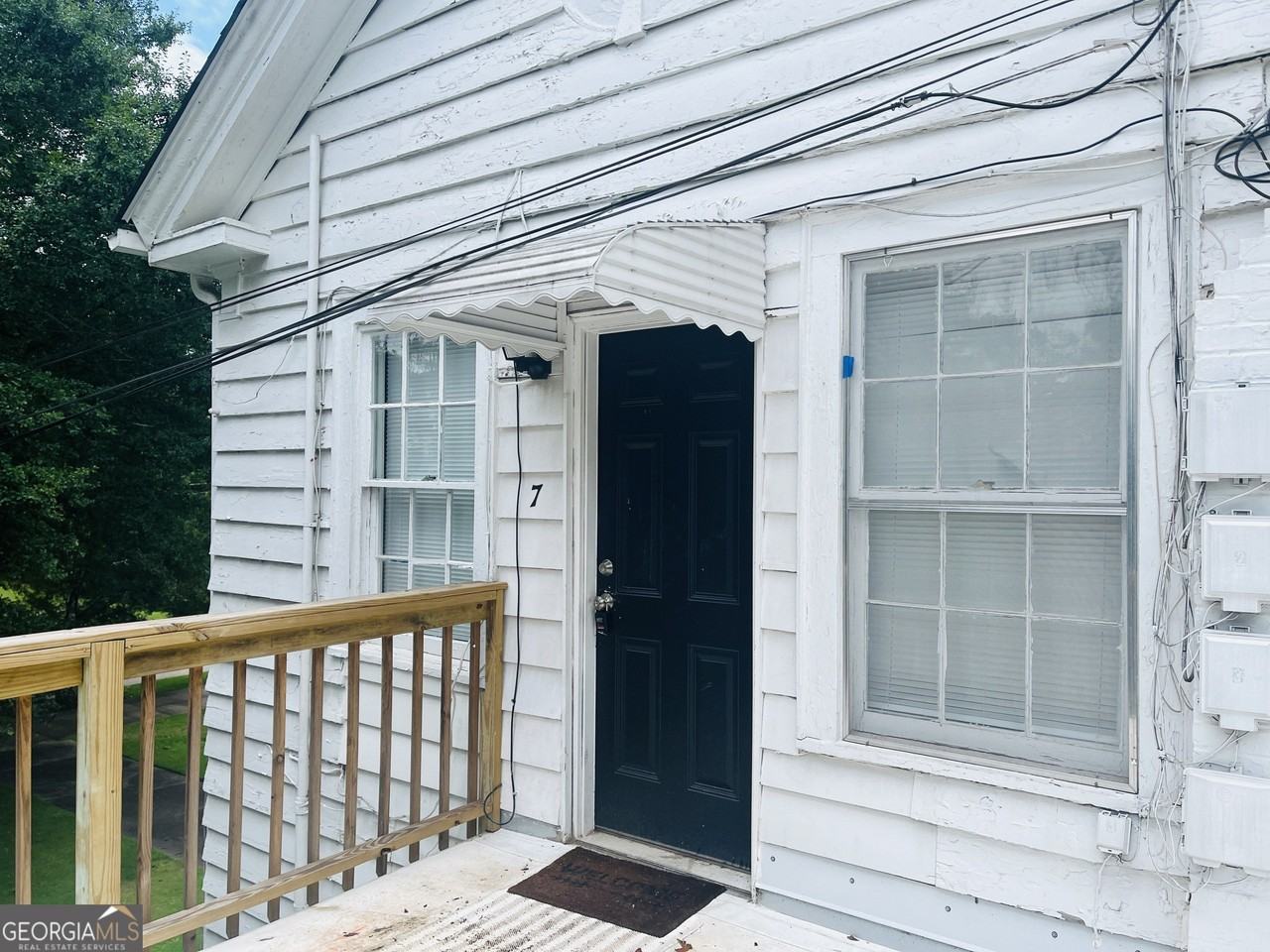 504 Broad St #7 - Photo 3 of 17