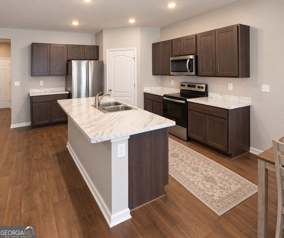 93 Landing Cir - Photo 5 of 23